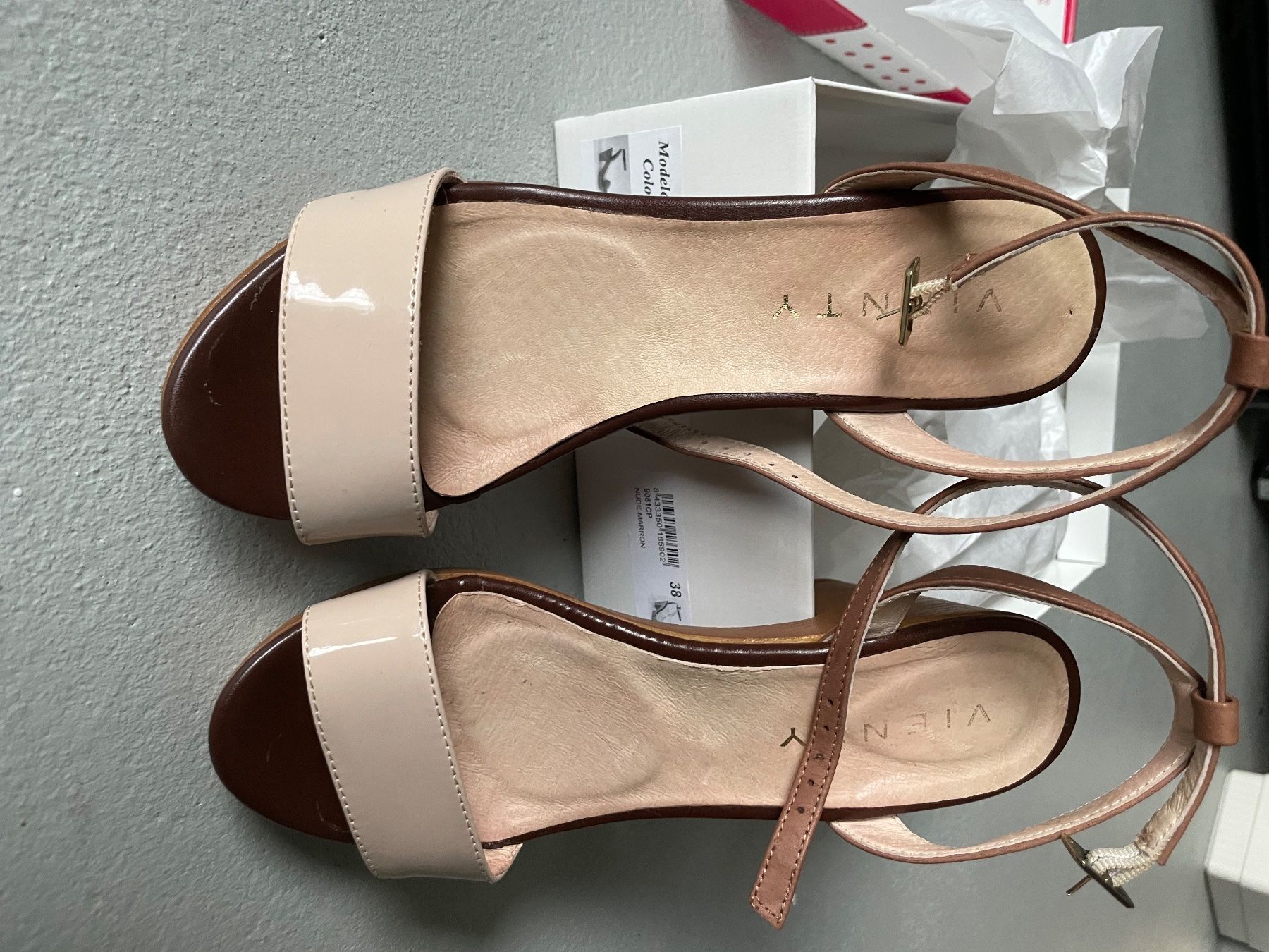 Scarpe da donna: Plateausandalen Gr.38 – Usato da Wallisellen venduto da Rally68 2