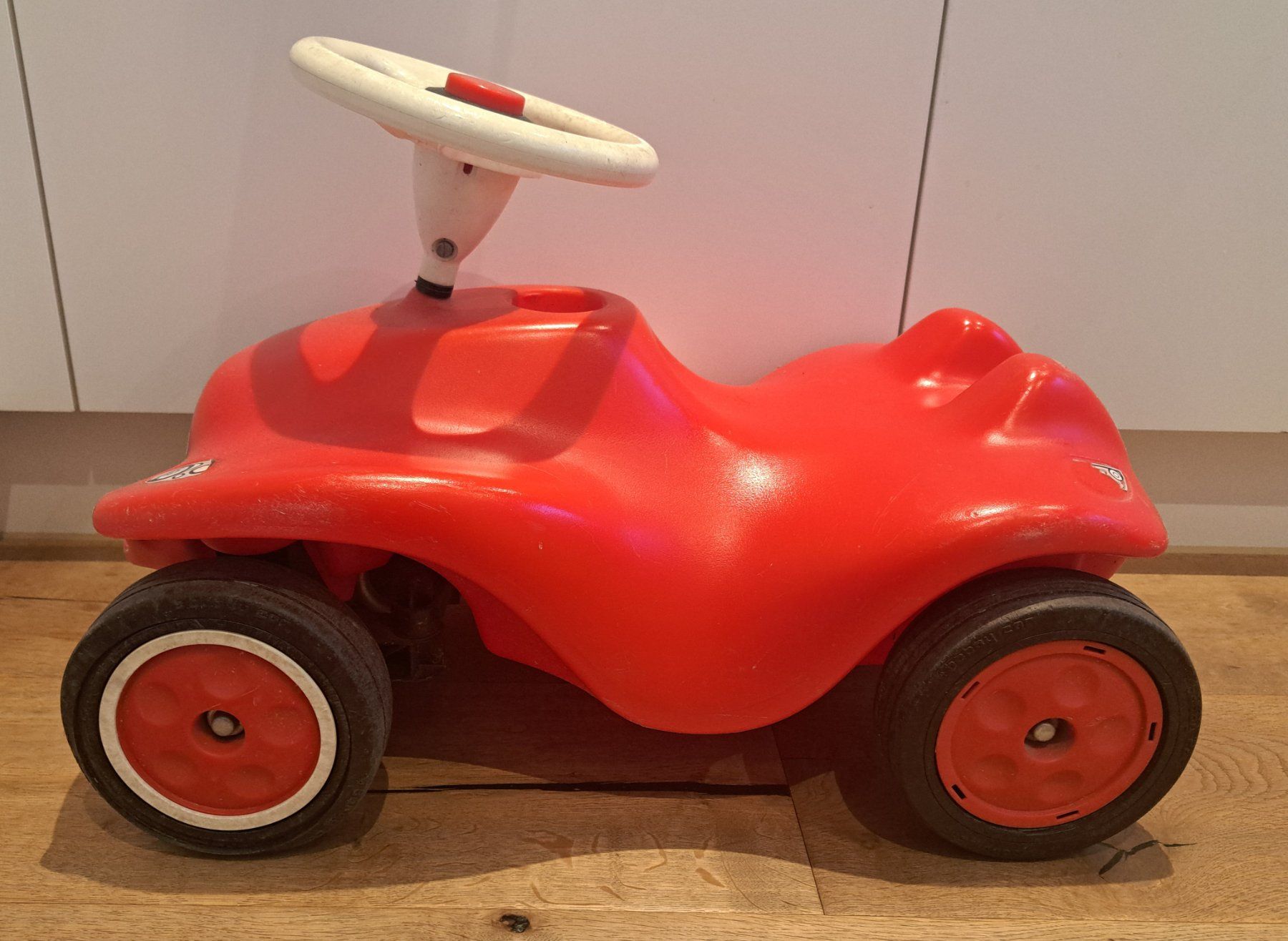Big Fahrzeuge für Kinder: Roter BIG Bobby Car – Gebraucht aus Winterthur von Kathy22
