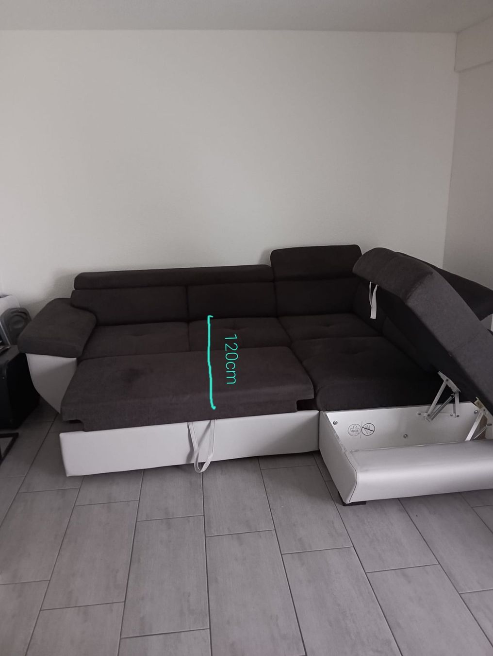 Sofas: Modernes Eck-Bettsofa mit Bettfunktion – Anthrazit/Hellgrau – Neu (gemäss Beschreibung) aus Watt von vida17 2