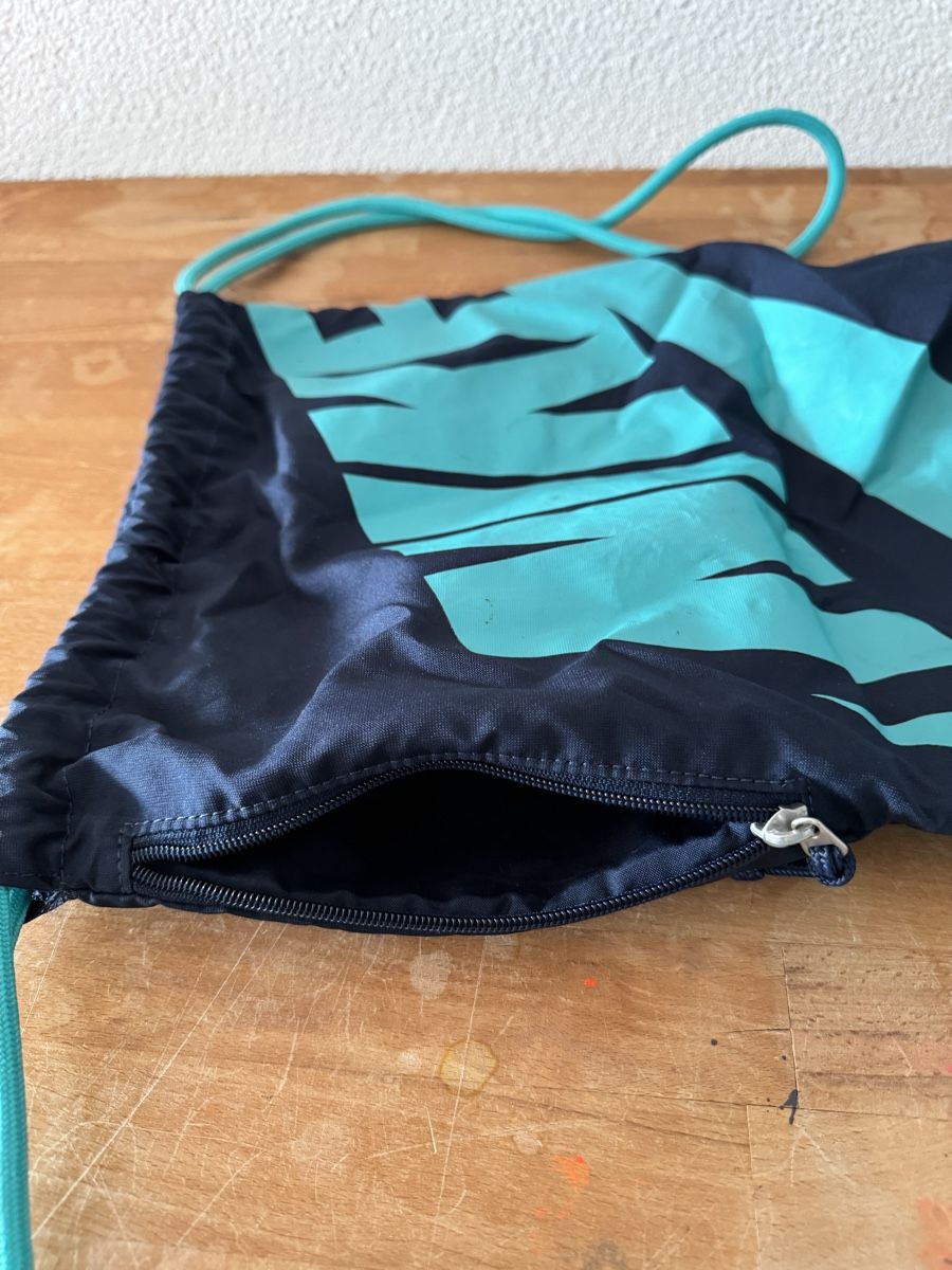 Nike Borse: Nike Sporttasche – Usato da Zollikon venduto da bailey_i 2