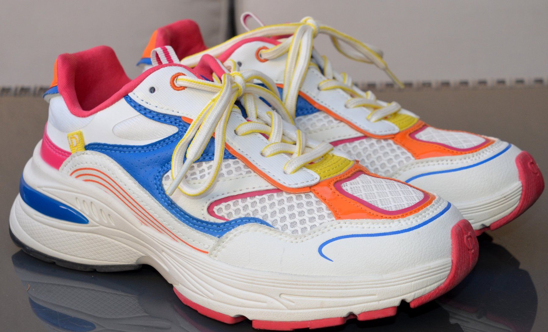 Desigual Scarpe da uomo: Sneakers Desigual .36 – Nuovo e nell'imballaggio originale da Collonges venduto da arashee 3