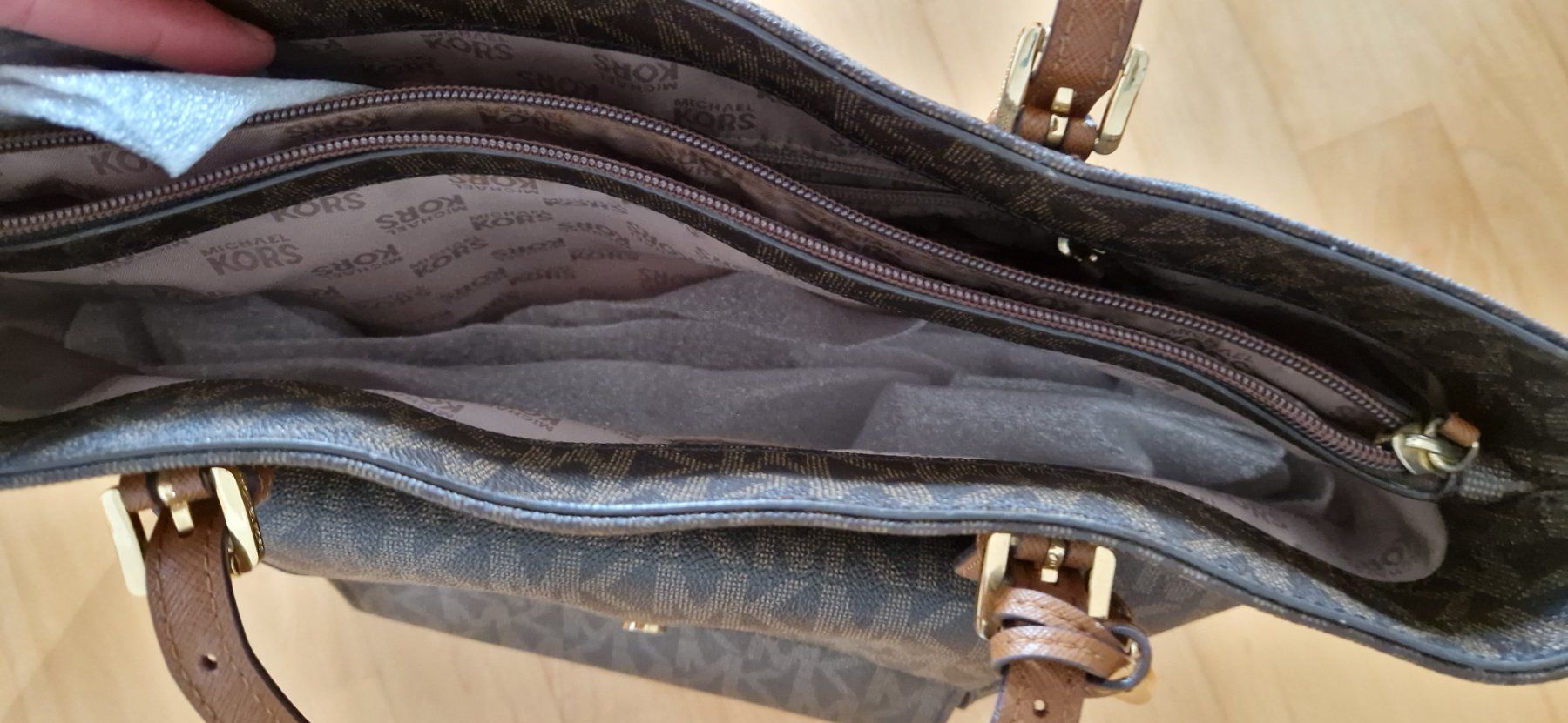 Michael Kors Sacs femmes: Michael Kors Tasche – D'occasion à Märwil par Mumel01 1