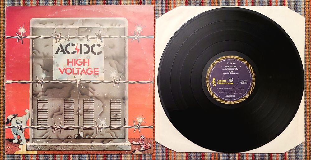 AC / DC - High Voltage (Australia) | Kaufen auf Ricardo