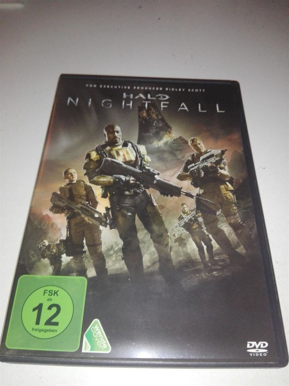Tutti i DVDs: HALO - Nightfall                                    ©'2015 – Usato da St. Gallen venduto da elkapone