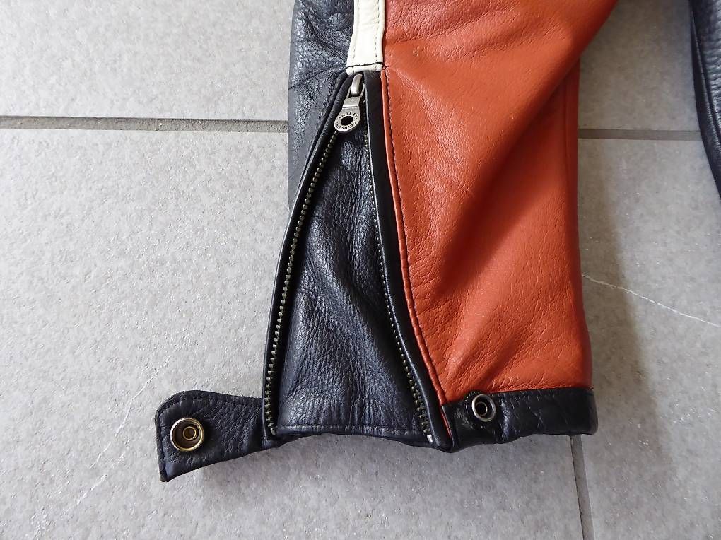 Harley-Davidson Giacche: Harley Davidson Lederjacke mit Innenfutter und Rucksack – Nuovo (secondo la descrizione) da Birrhard venduto da Telemaster1 3