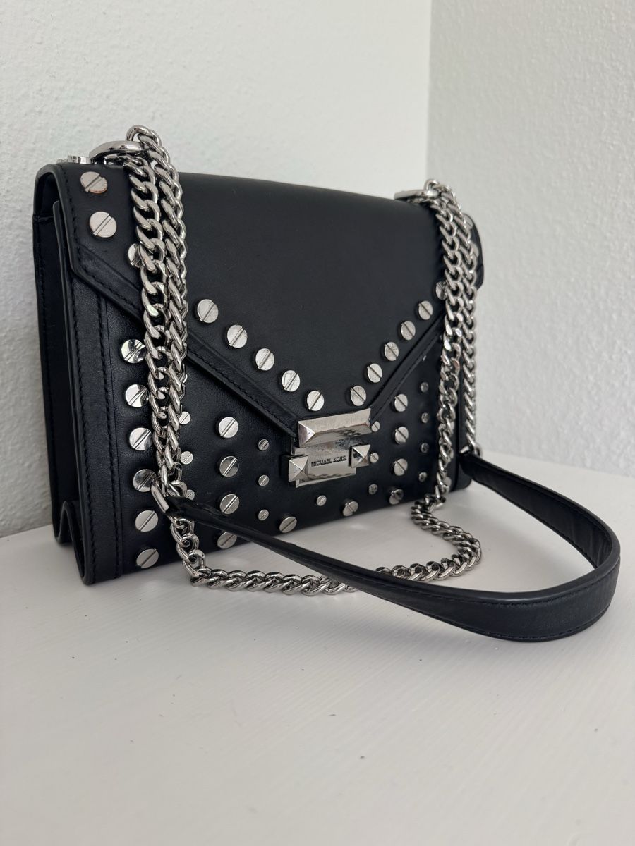 Michael Kors Borse da donna: Michael Kors Studded Black Leather Shoulder Bag – Usato da Versoix venduto da Bazanchiklovalova 1