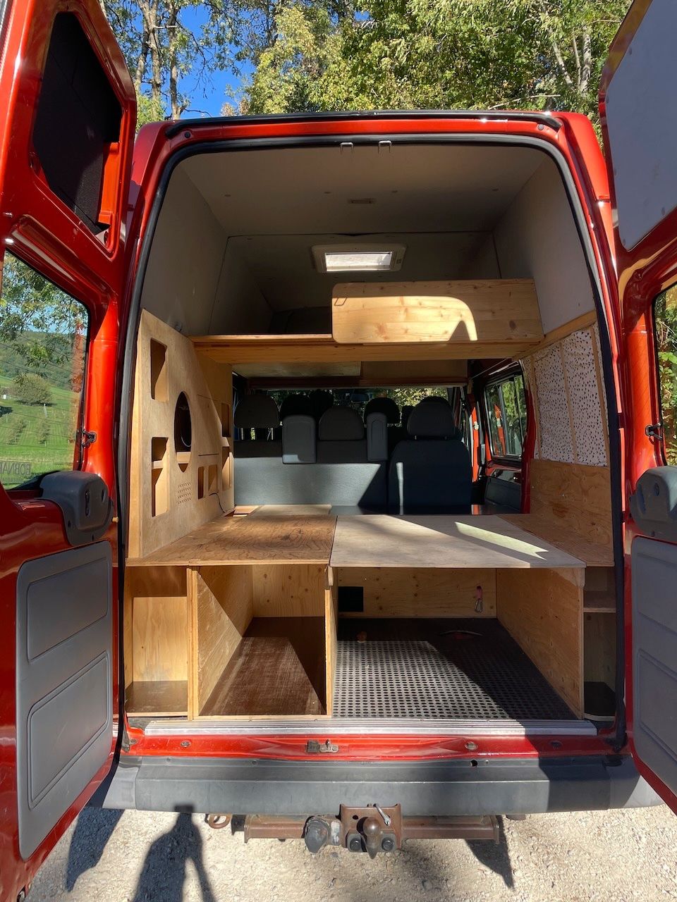 Ford Veicoli da campeggio: Ford Transit Campervan – Usato da Niederweningen venduto da Positivibes 3