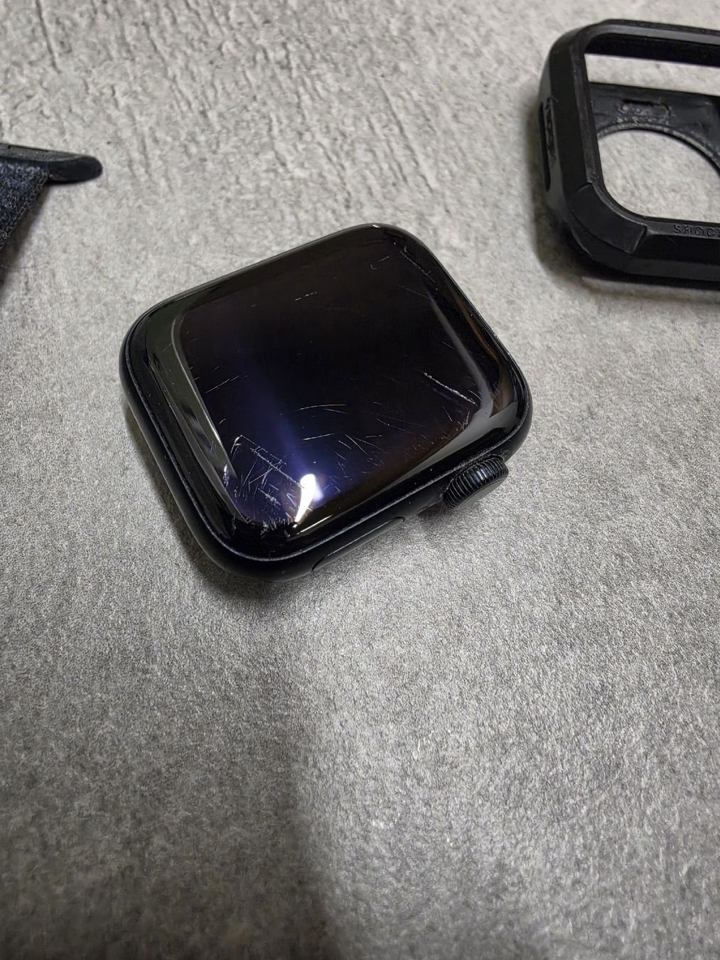 Apple Smartwatch: Apple Watch SE 3 2025 LTE – D'occasion à Kleinandelfingen par Dani881 2