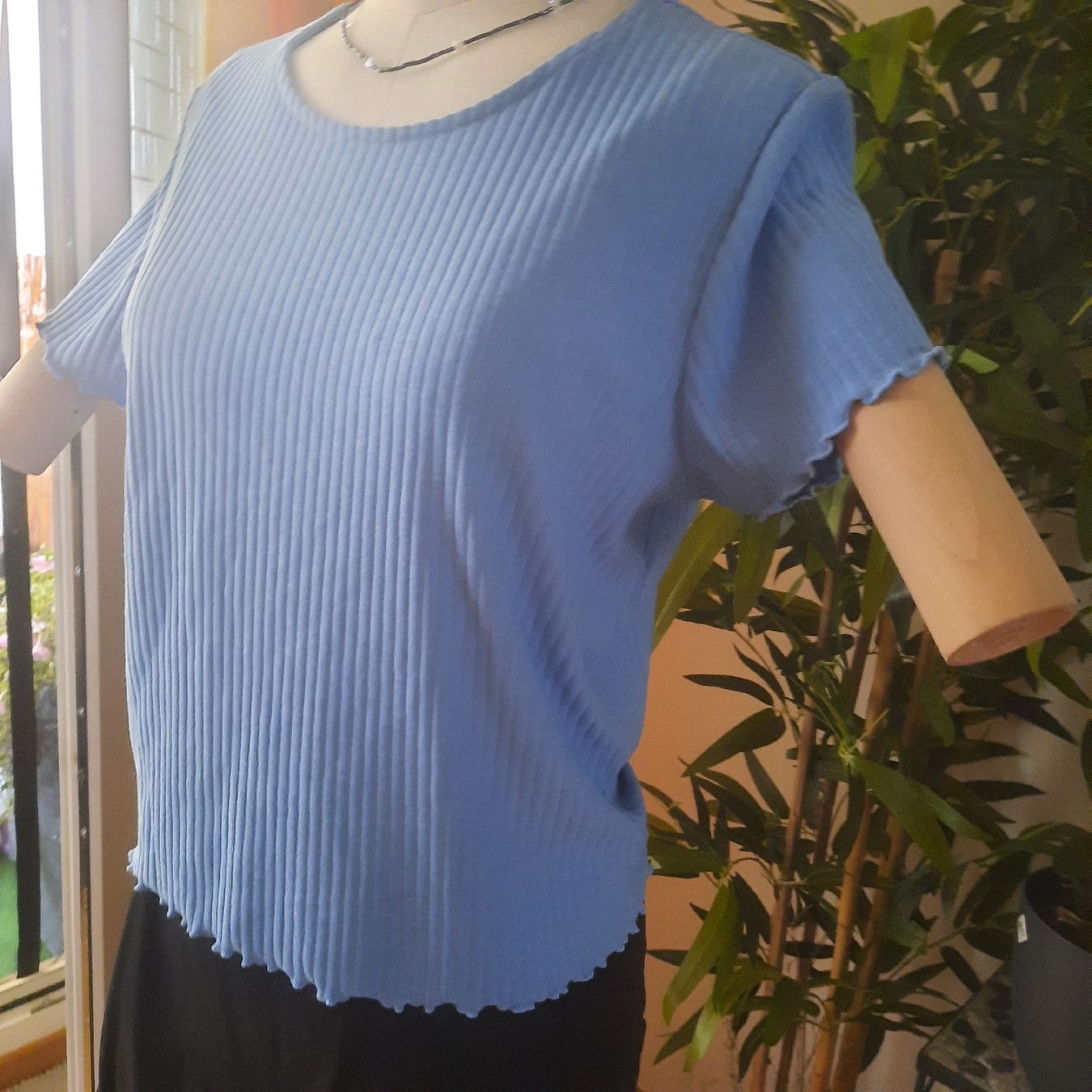 Only T-shirt: ONLY Kurzarm Pullover hellblau Grösse XL neu mit Etikett – Nuovo e nell'imballaggio originale da Solothurn venduto da lsc_pf99 1