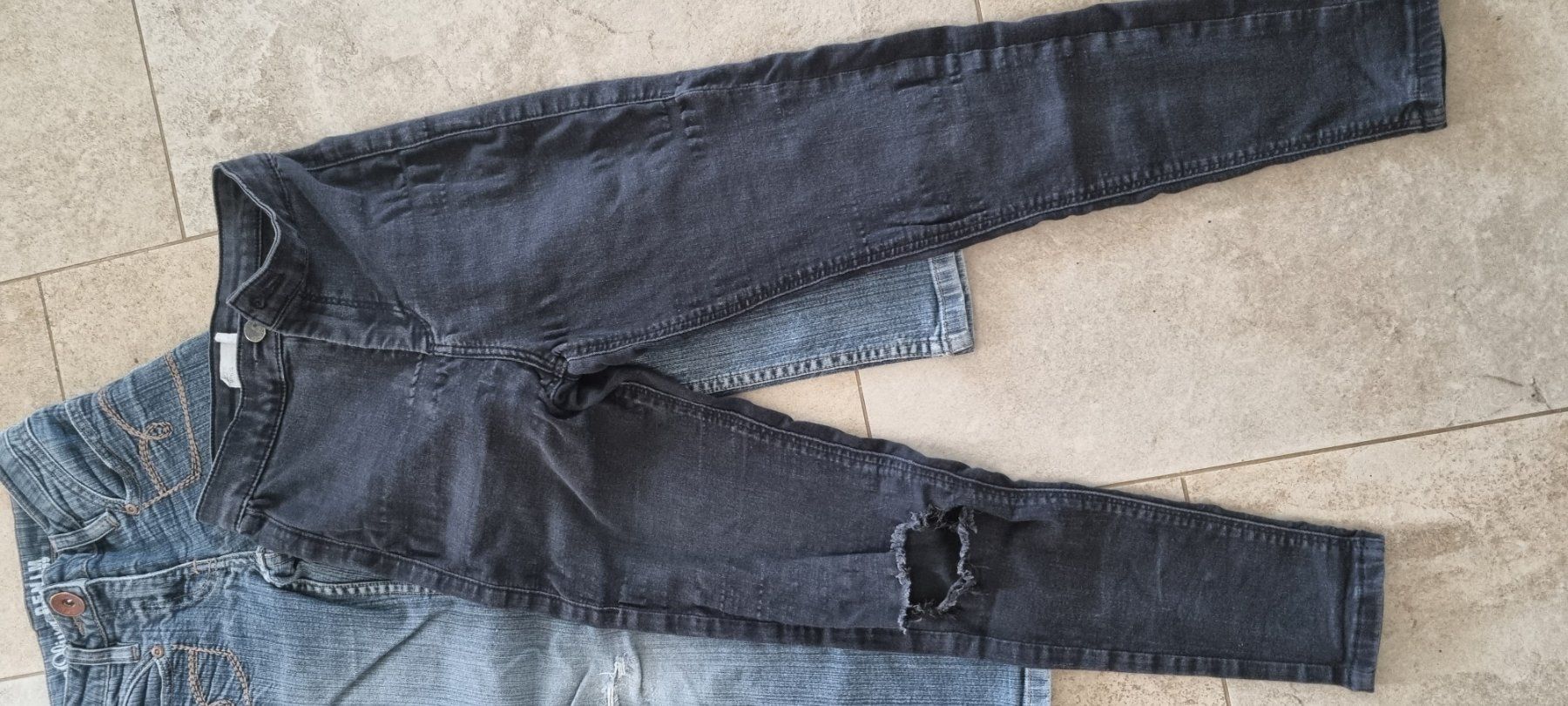 Pantaloni: 3 x Hosen gr.134 – Usato da Grossdietwil venduto da GNOM313 2