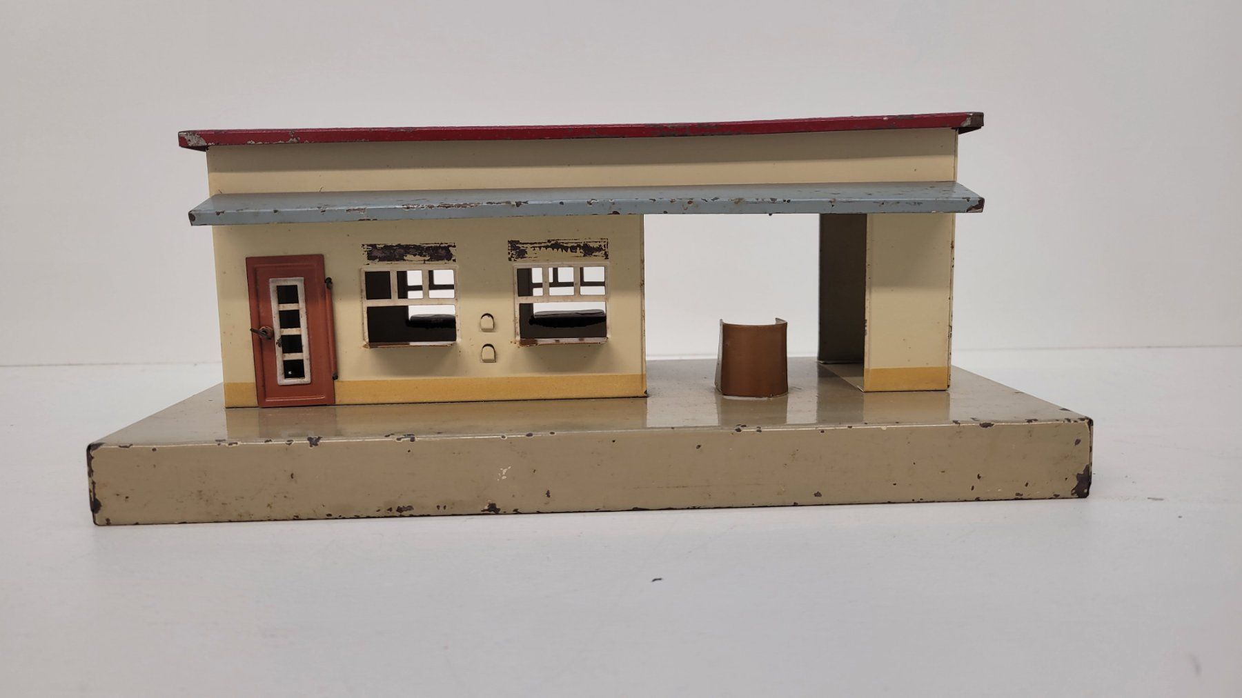 Kibri Modelleisenbahnen: Spur 0, Kibri Blechbahnhof – Gebraucht aus Büsserach von ModellbahnDepot