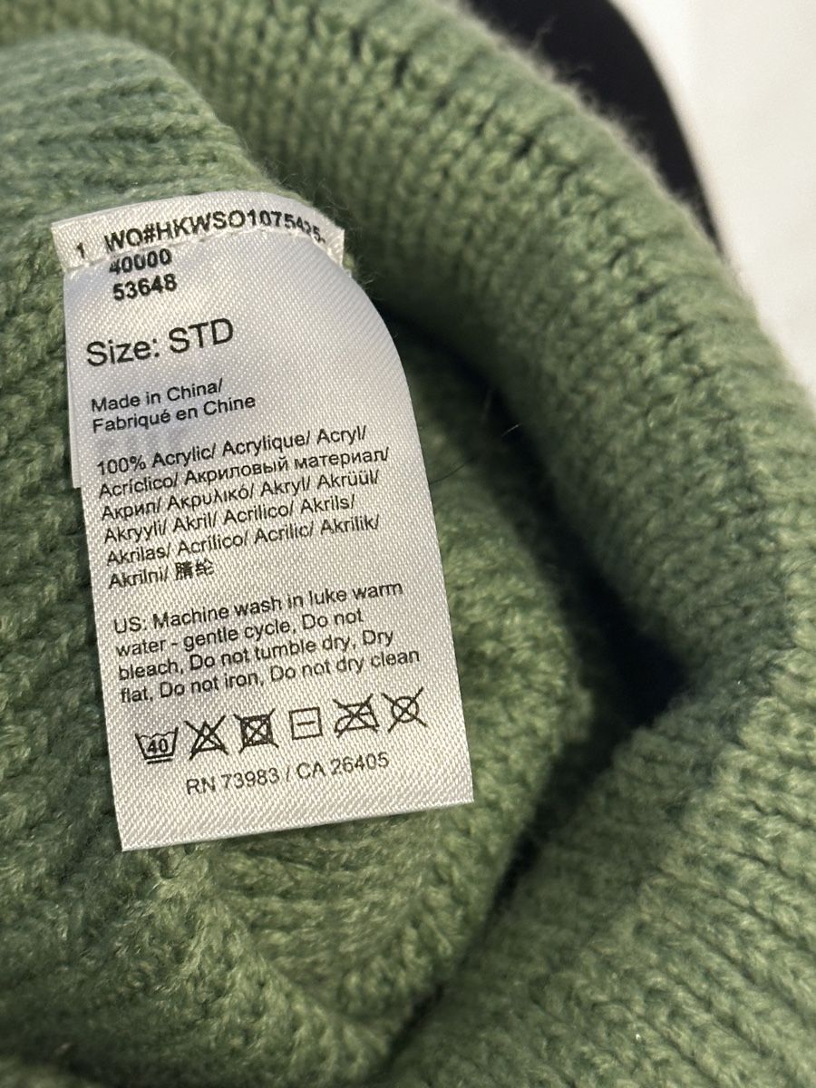 Helly Hansen Copricapi, berretti & cappellini: Helly Hansen Mütze, grün – Nuovo (secondo la descrizione) da Rorschach venduto da car_wbc5 4