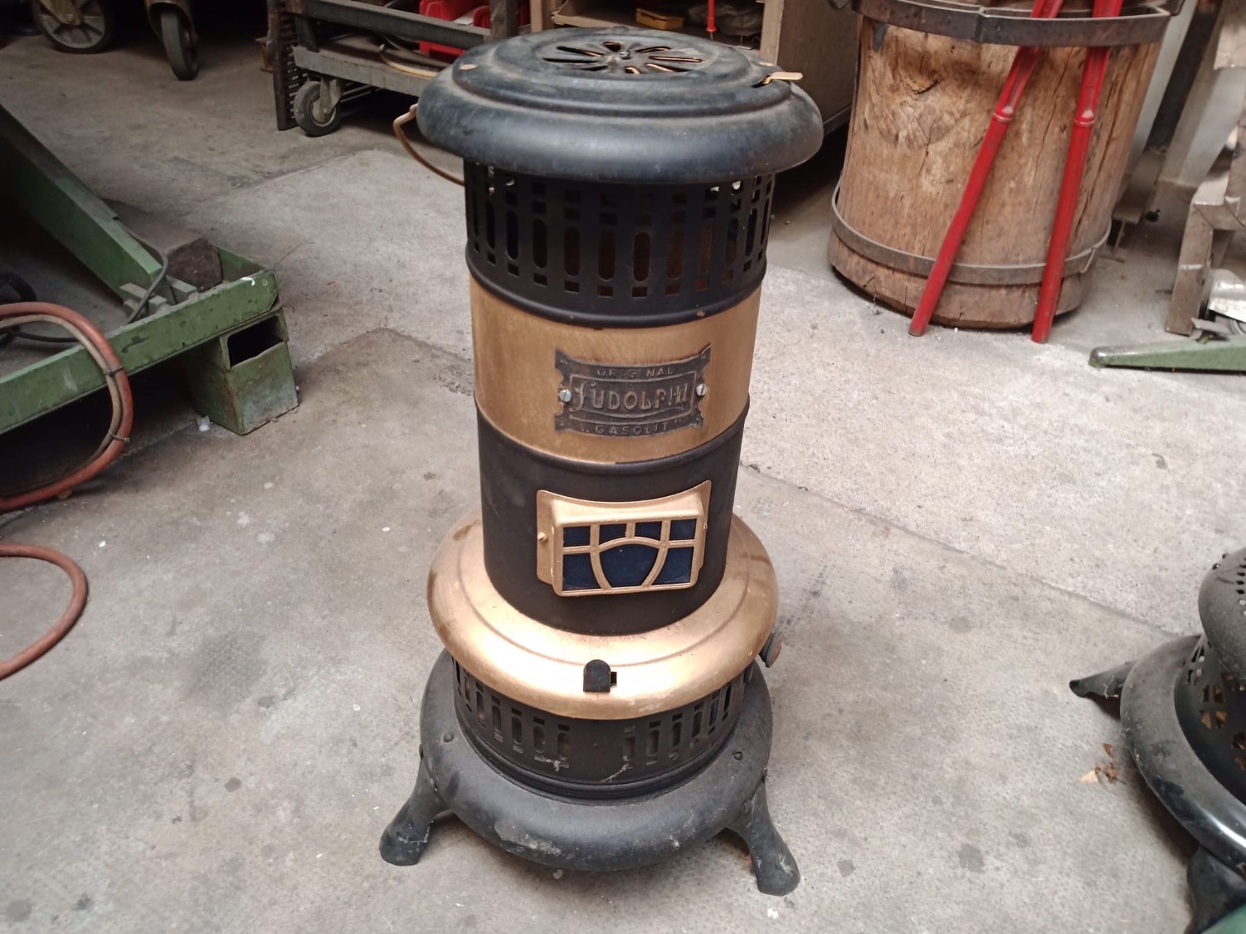 Altri mobili d'antiquariato: Ofen – Usato da Basel venduto da rfb01 4