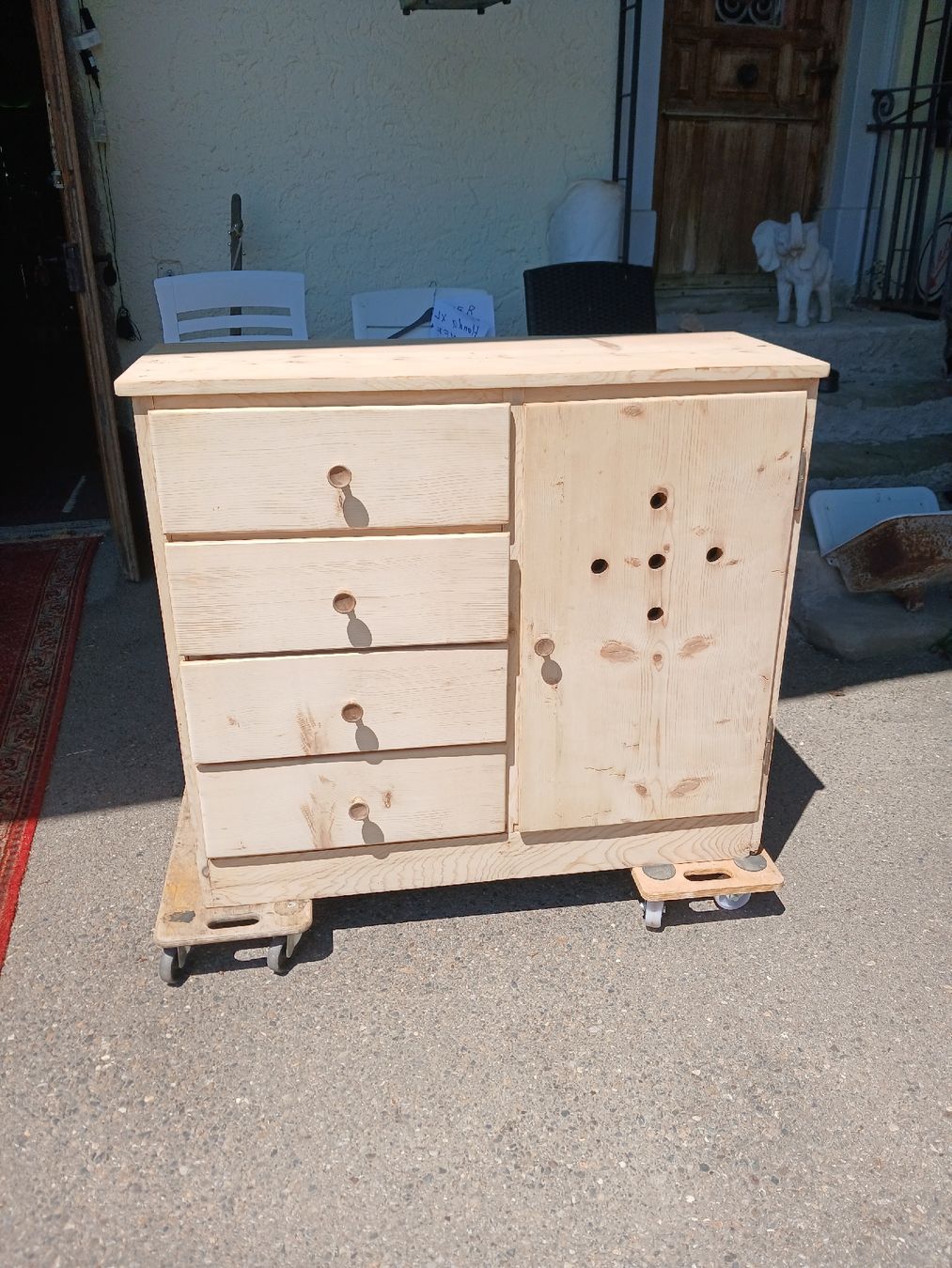 Commodes: Tannenholz Anrichte  – D'occasion à Hagenbuch ZH par bromaer