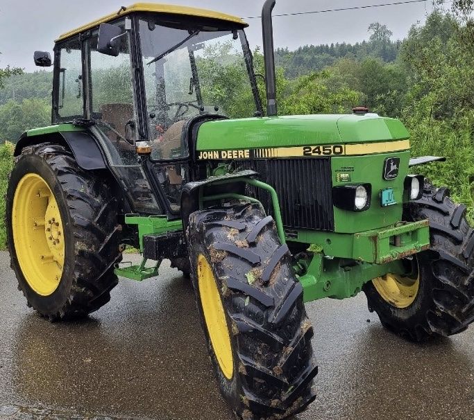 John Deere Trattori: John deere 2450 – Usato da Courrendlin venduto da M2824 3