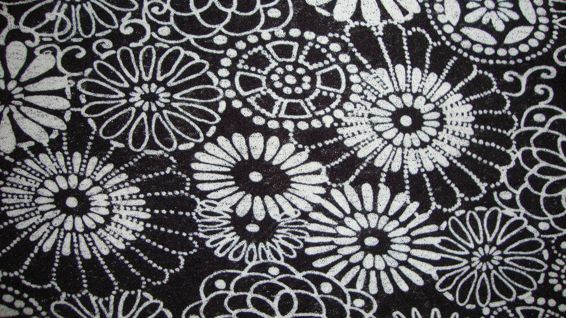 Blusen: Bluse schwarz/weiss , Gr.M – Gebraucht aus Laufen von ereli 2