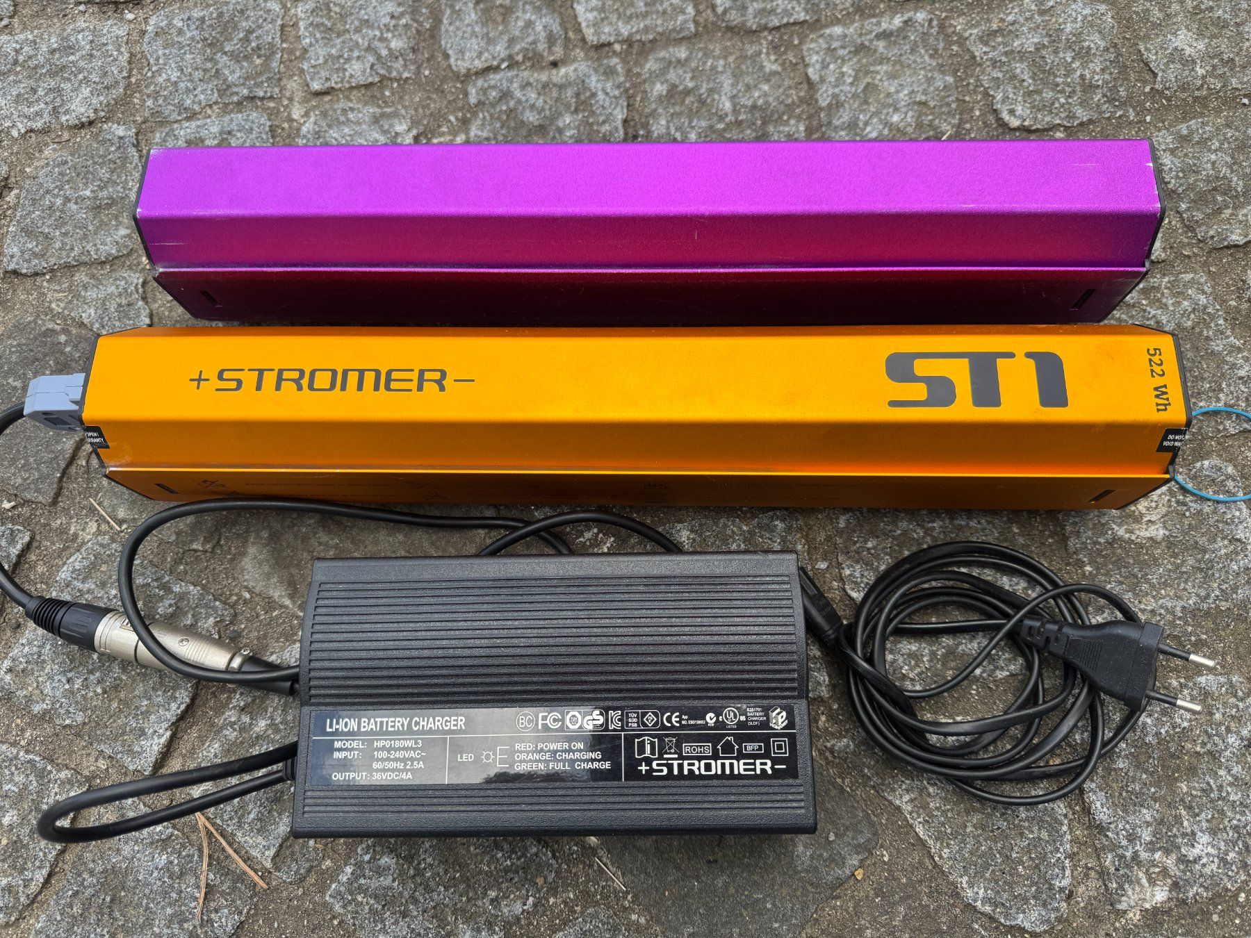 Caricabatterie: Stromer ST1 Ladegerät Original - HP0180WL3 36VDC/4 – Usato da Volketswil venduto da mstonys
