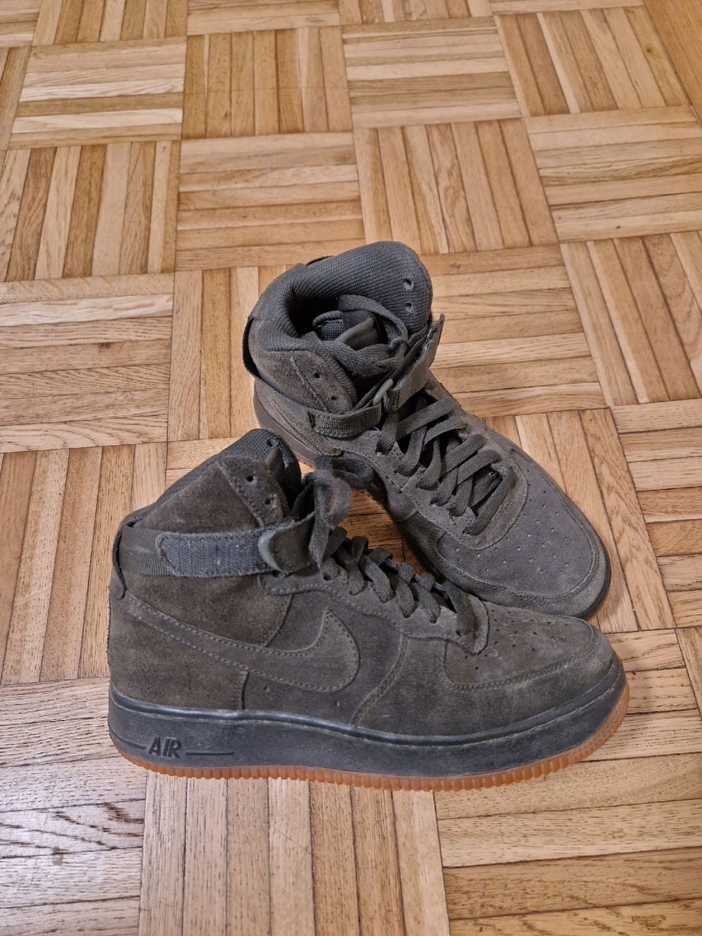 Scarpe da uomo: Nike Sneaker Grösse 39 – Nuovo (secondo la descrizione) da Dübendorf venduto da lavlo 1