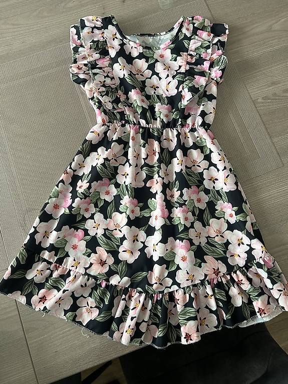 Vestiti: Sommerkleid  – Usato da Bürglen TG venduto da olg_v7f7