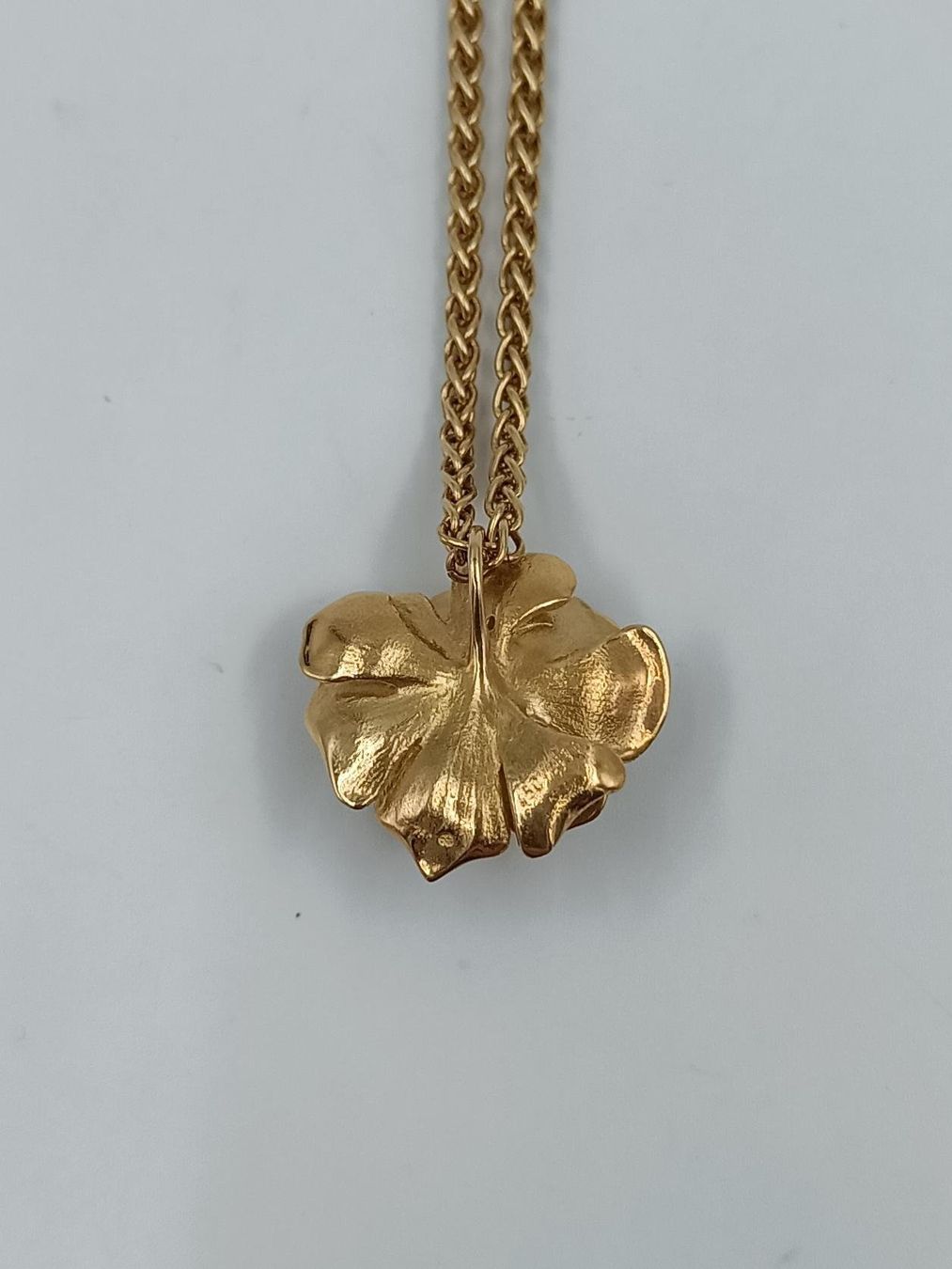 Ketten: BLUMIGES GELBGOLDCOLLIER MIT AKOYA PERLE – Gebraucht aus Luzern von EdiGem 6