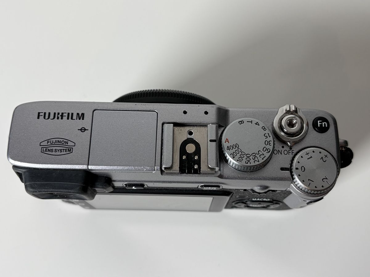 Fujifilm Appareil photo: Fujifilm X-E1 Top Zustand – D'occasion à Wittenbach par therealmoonstone 2