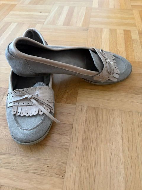 Maddison Scarpe da donna: Moccasins "maddison" Gr. 40 beige – Usato da Walenstadt venduto da ricamul 1