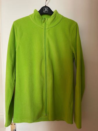 grüne Fleecejacke Grösse 176