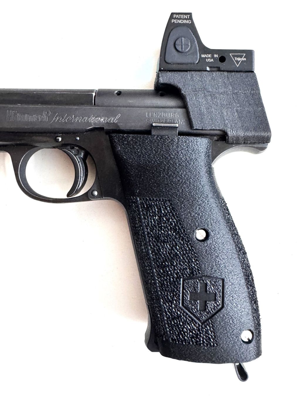 Tutti gli attrezzi: Hämmerli 208 / 215 Griffschale Standard "Stippled" – Nuovo e nell'imballaggio originale da Altdorf UR venduto da TriNi1291 2