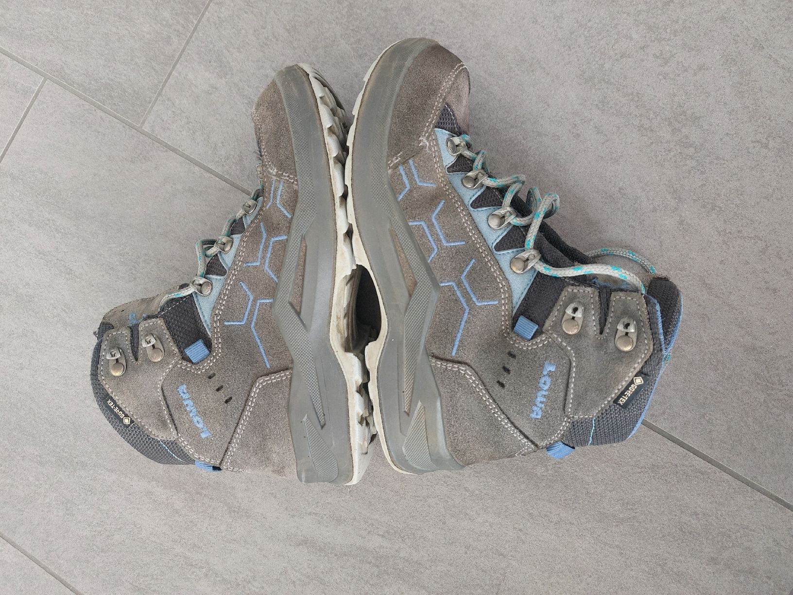 Lowa Scarpe per ragazzi: Wanderschuhe Lowa Gr.36 – Usato da Kerns venduto da cenerentola01 2