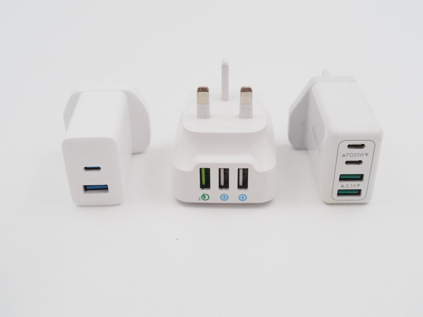 Unità & Adattatore: MULTI Ladeadapter 20 Stk. UK-Stecker (26070719) – Usato da Zürich venduto da fundsachenverkauf 6