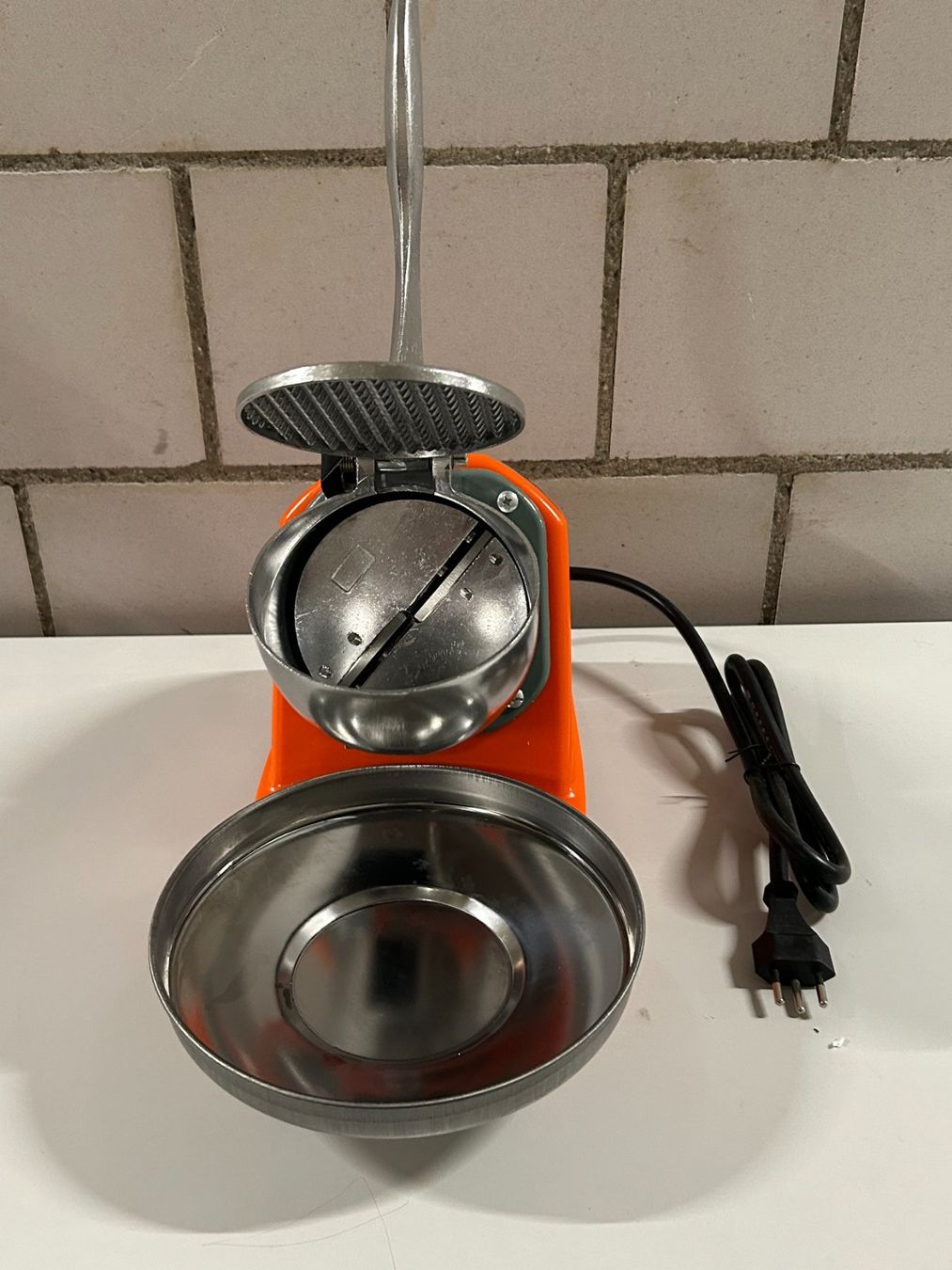 Küchengeräte: Ice Crusher NEU mit Garantie – Neu und originalverpackt aus Hombrechtikon von SPS-Liquidationen 2