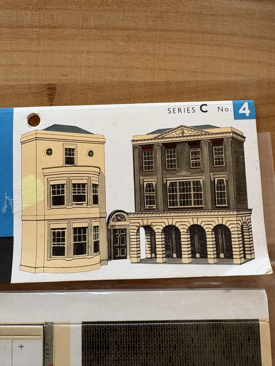 Kit bricolage: Bastelbogen Haus / Gebäude – Nuovo e nell'imballaggio originale da Rümlang venduto da SchumBru10 1