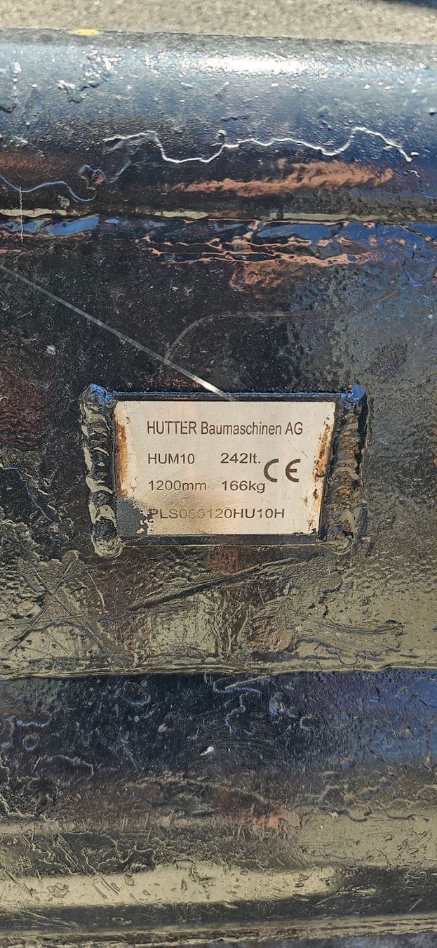 Hutter Escavatori: Planierlöffel starr 1200 mm mit HUM16 – Difettoso da Altstätten SG venduto da hutterag