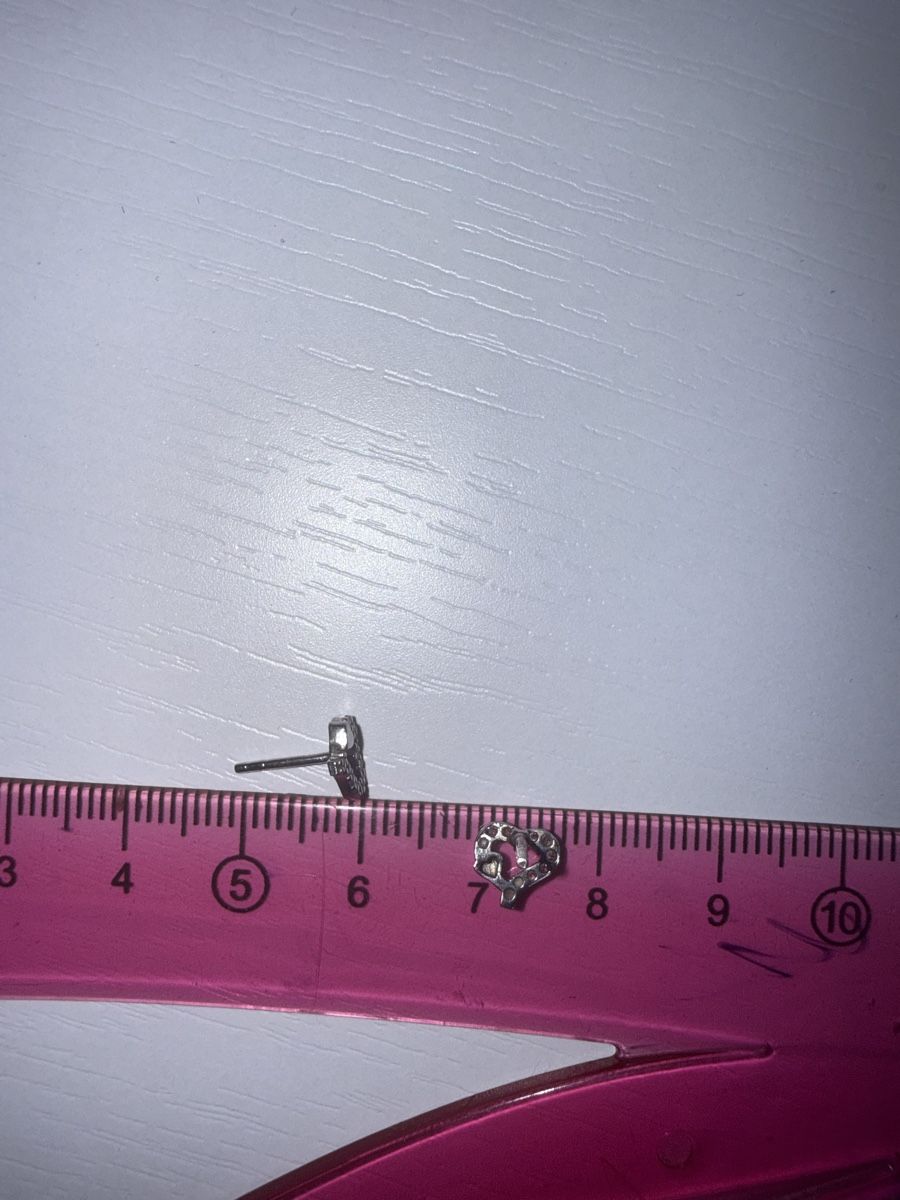 Ohrringe & -stecker: Ohrstecker Herz mit Steinen Silber Kinder – Neu (gemäss Beschreibung) aus Pfungen von fes_9gxb 1