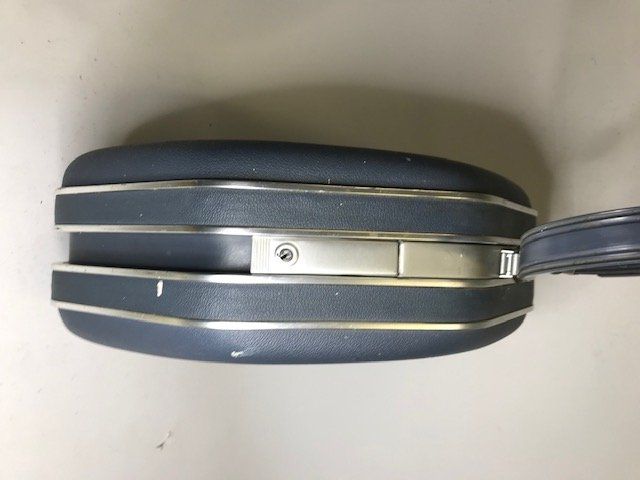 Valises de voyage: graues Beauty Case 70er 8-eckig – D'occasion à Zürich par gigimai67 2