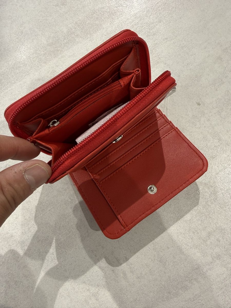 Brieftaschen: Roter Geldbeutel mit Schweizerkreuz Design, Neu!! – Neu und originalverpackt aus Luzern von EZEREN 3