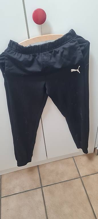 Hosen: Puma Trainerhose – Gebraucht aus Liebistorf von Karinzlnl