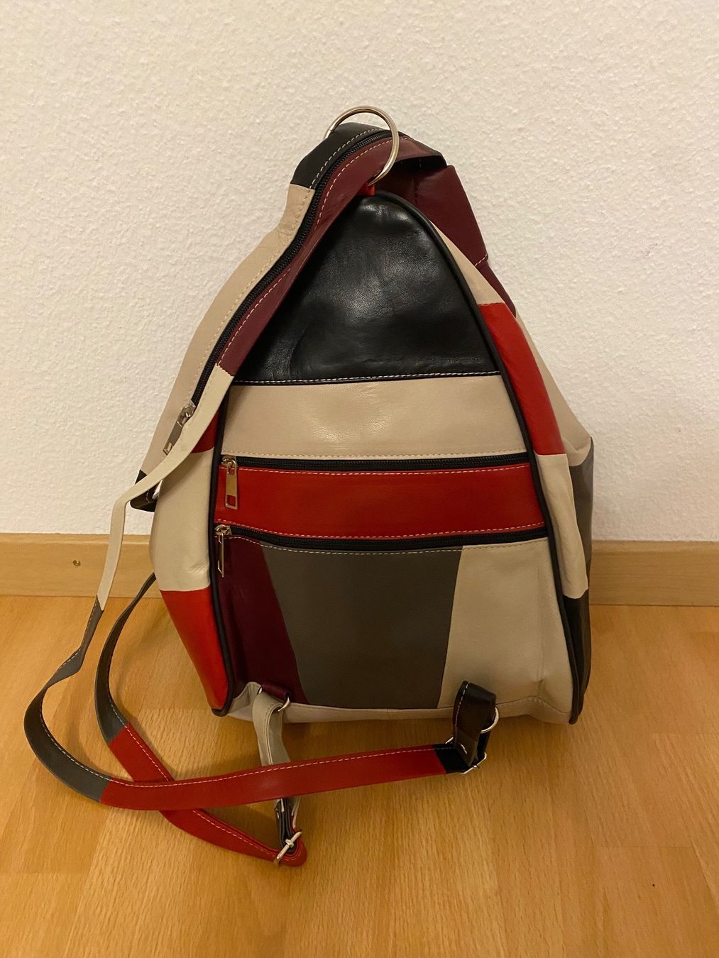 Borse da donna: Aktion Lederhandtasche/Rucksack – Usato da Buchrain venduto da Sisi83 2
