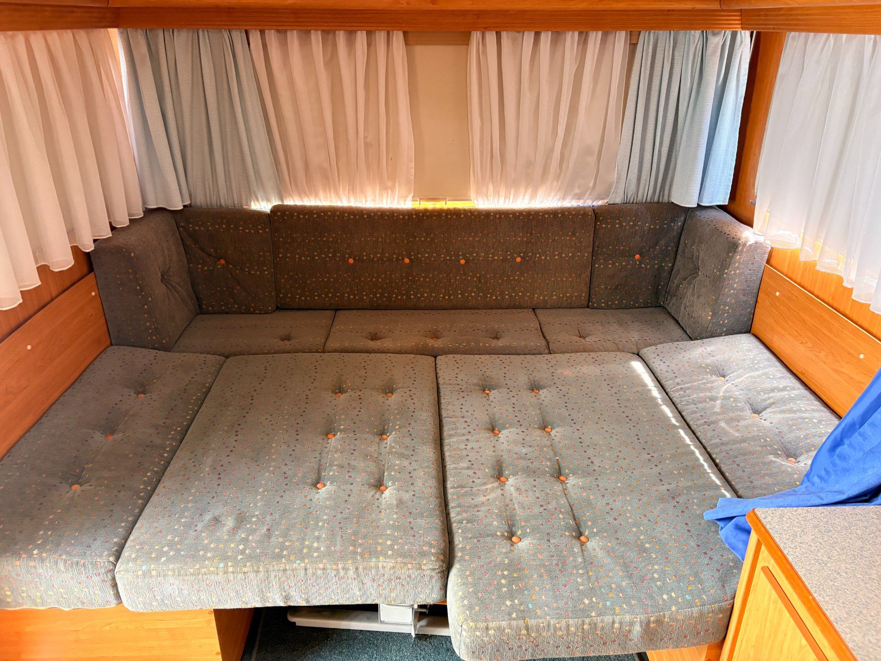 Dethleffs Camping Fahrzeuge: Wohnwagen Dethleffs RM 5 – Gebraucht aus Winterthur von MCW 7