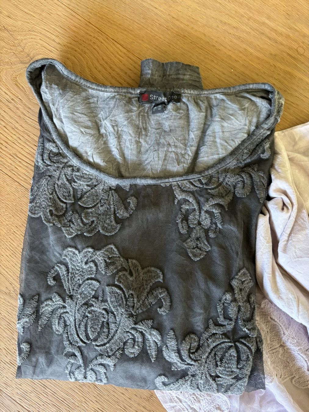 Lotti di vestiti: Street One Shirt, Gr. 40 – Usato da Pfäffikon ZH venduto da sunshine9500 3