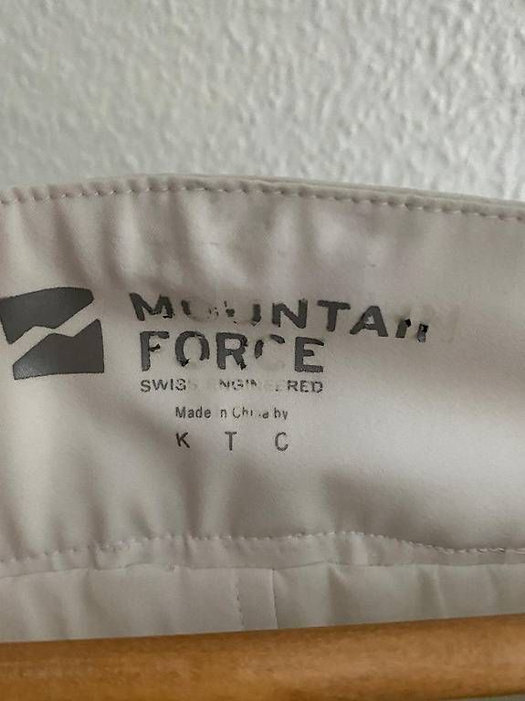Skis: Mountainforce Herren Skihise weiss – Gebraucht aus Rüschlikon von Sanna06 2