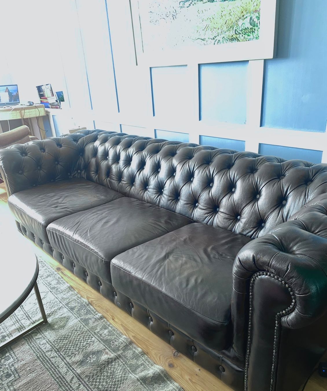 Sofas: Chesterfield Sofa (Rindsleder) – Gebraucht aus Thayngen von siggelektroplanung 2