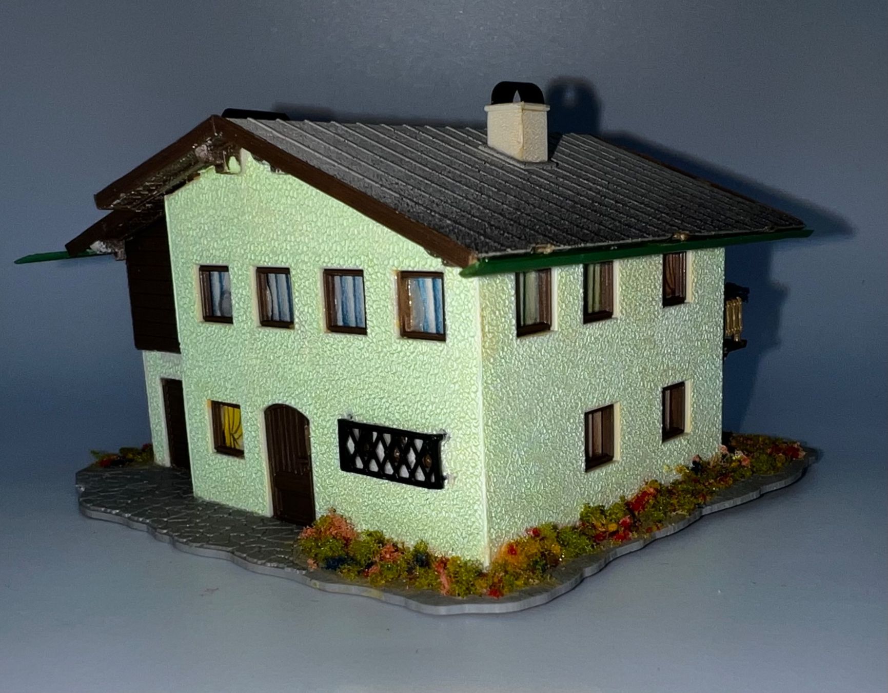Vollmer Modelleisenbahnen: Vollmer -N, Chalet Auerhahn (7748) – Gebraucht aus Basel von jonnyhaas 3