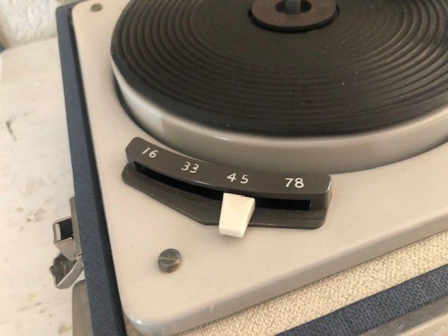 Plattenspieler: Ancien tourne disque Tonex – Defekt aus Chézard St Martin von schmitt 2