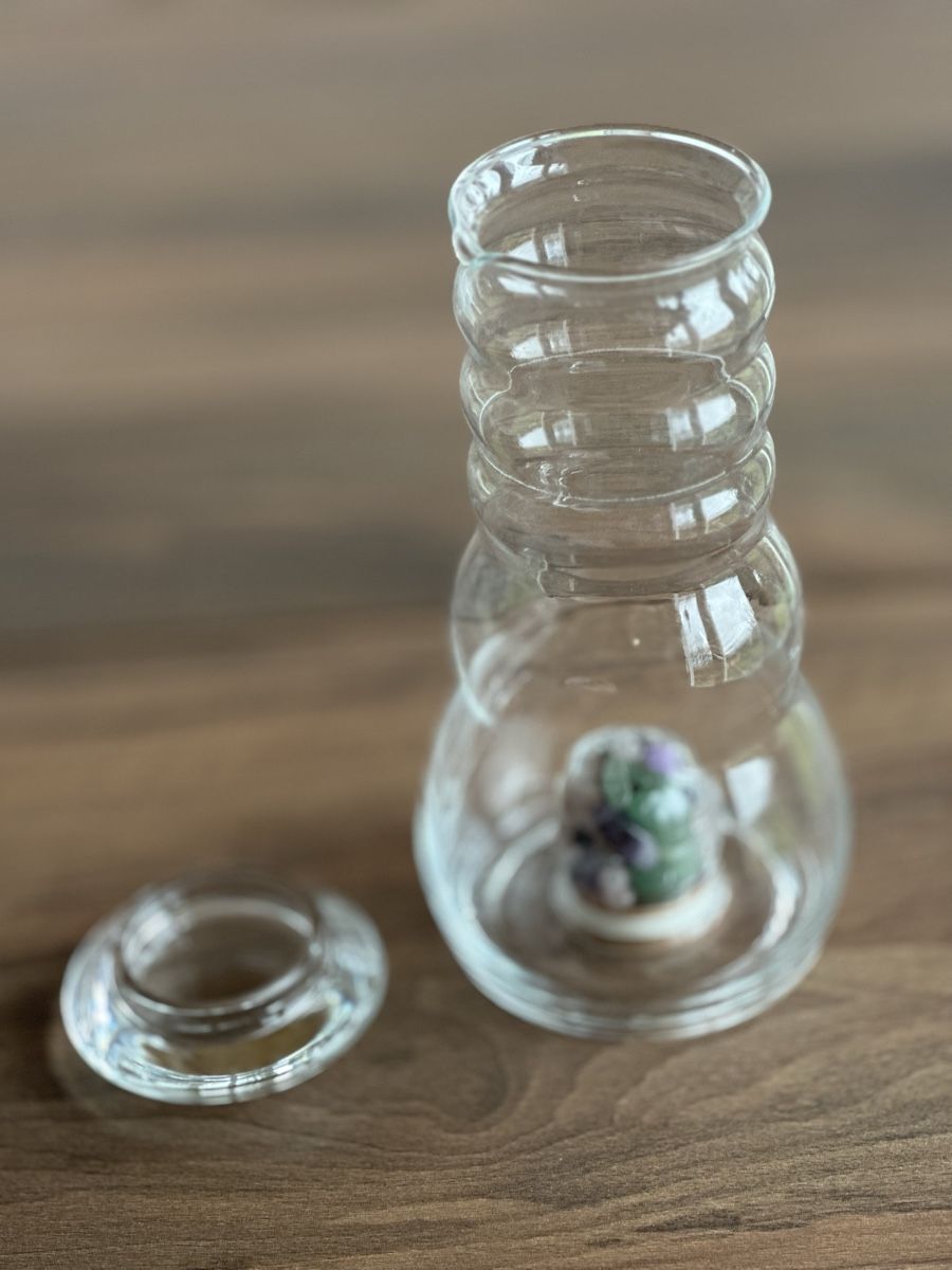 Caraffe: Glaskaraffe mit Edelsteinen – Usato da Steckborn venduto da smilla70 1