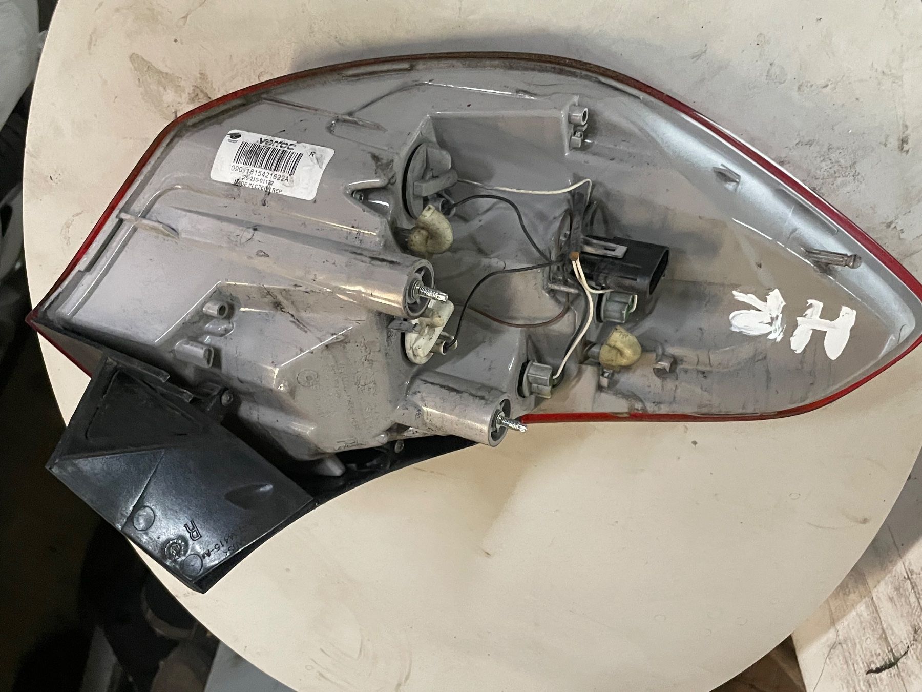 Opel Fari: Opel Astra J JG 2012 Heckleuchte rechts – Usato da Horgen venduto da gogo-30 1