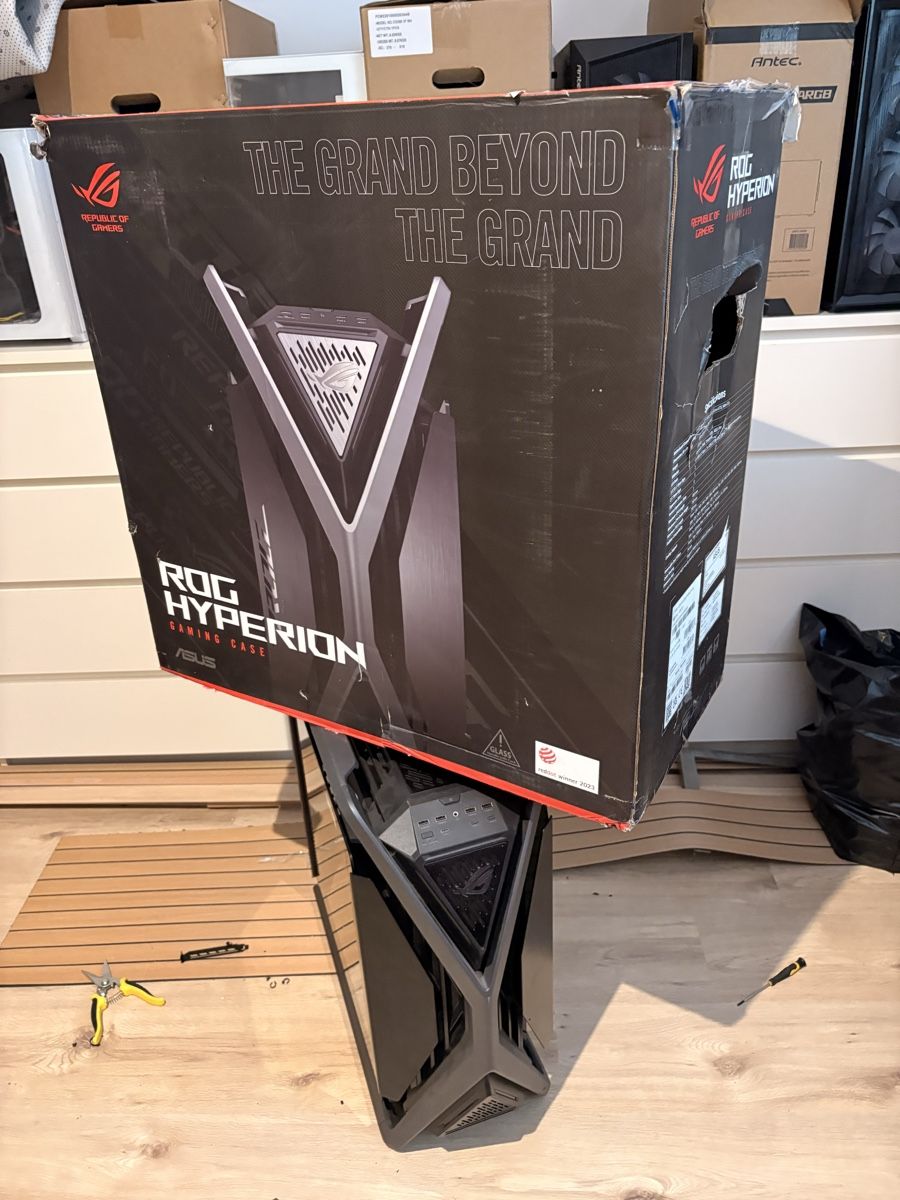 Asus Gehäuse: Boitier + alimentation asus rog🔥 – Gebraucht aus Dompierre FR von PRiT_Madara
