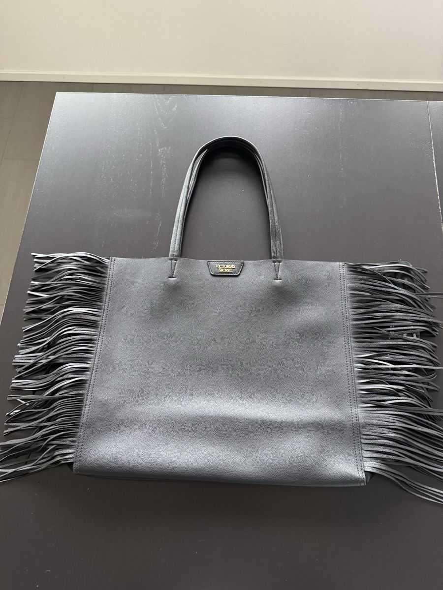 Victoria's Secret Borse da donna: Grosse Tasche mit Fransen Schwarz – Usato da Zürich venduto da Jen10 8