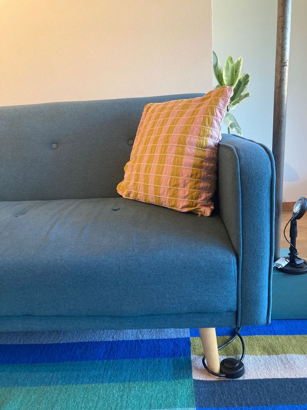 Sofas: Sofa türkis (Bettsofa) – Gebraucht aus St. Niklausen LU von lucia.w. 2
