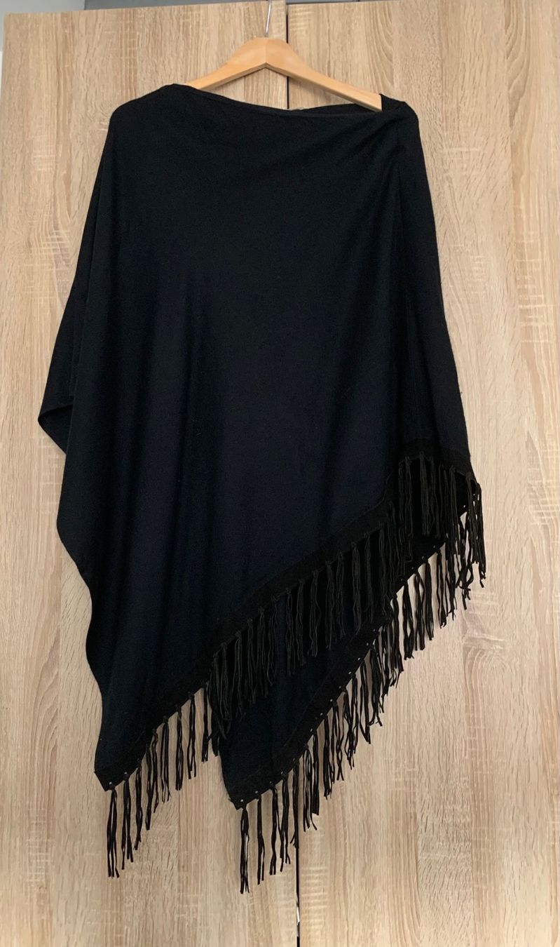 Altro in Moda donna: Pashmina / Seide mit Leder Fransen Poncho aus Nepal – Usato da Nussbaumen AG venduto da normajeanbaker 3